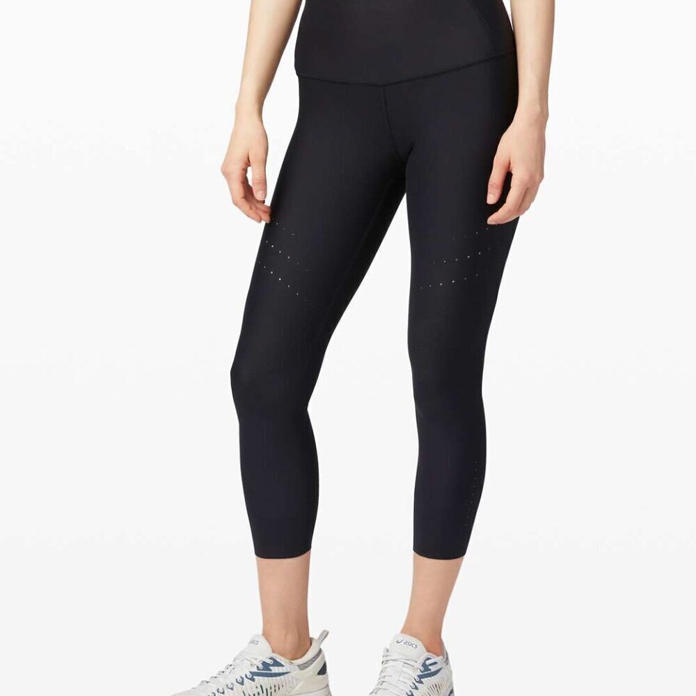 Lululemon Zoned In High Rise Crop 23" - Picture 1 of 6